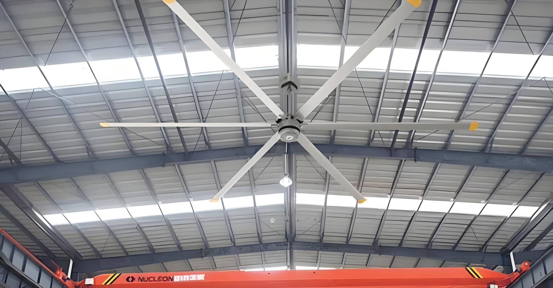 直径7.3米，覆盖面积1500平方米，功率1.5KW